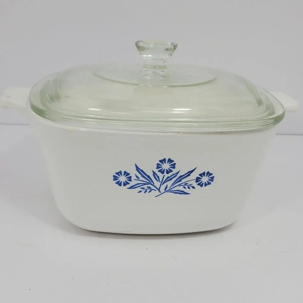 Corning Ware 1 3/4 Quart Casserole Dish Vintage Classic Flower Pattern